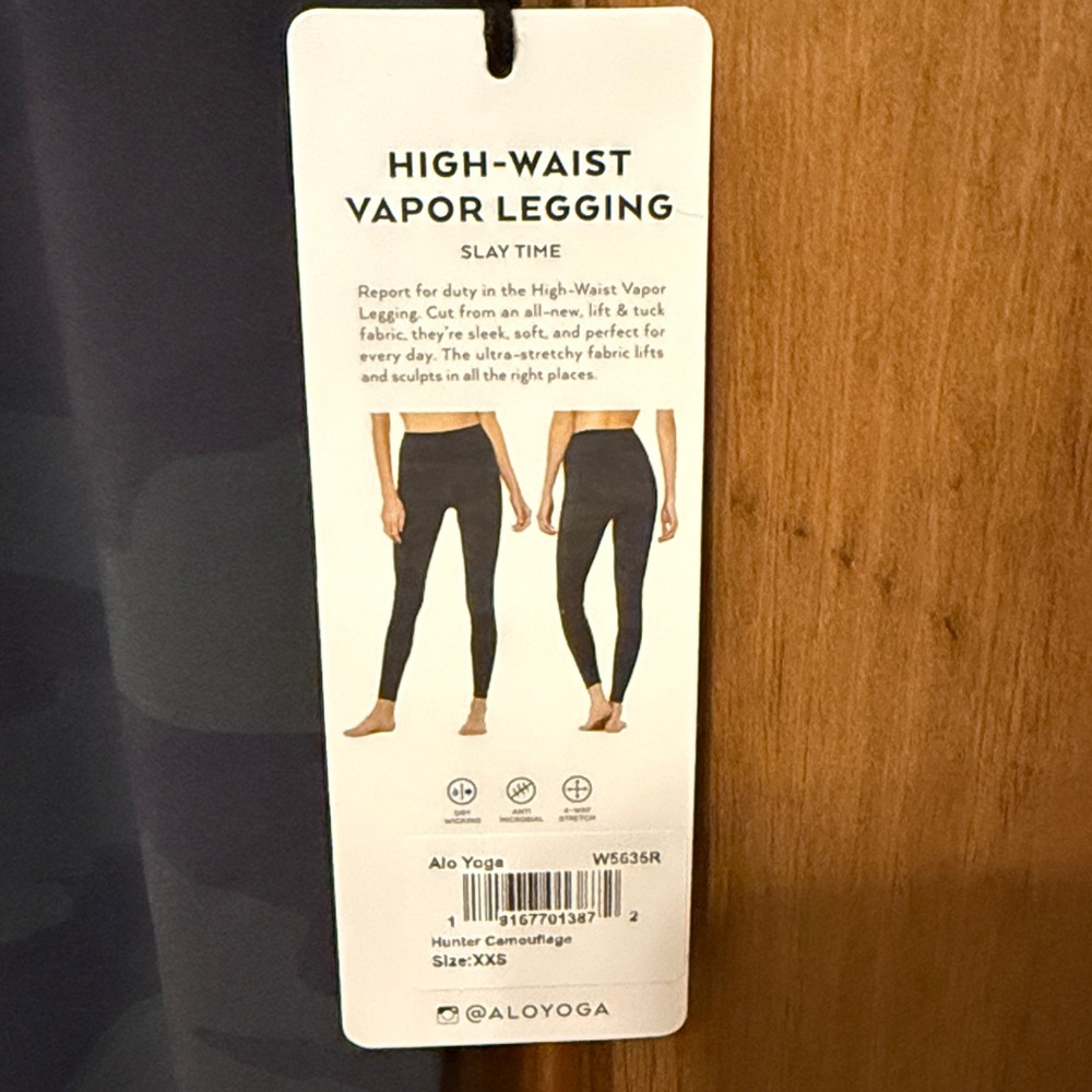 NWT Alo Yoga High Waist Vapor Legging/ Hunter Camouflage - Picture 4 of 9